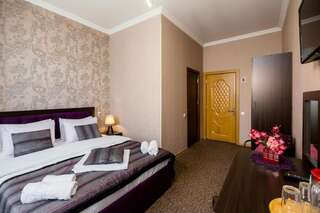 Отель Hotel Makona Тбилиси Семейный номер-29