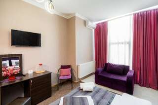 Отель Hotel Makona Тбилиси Семейный номер-30